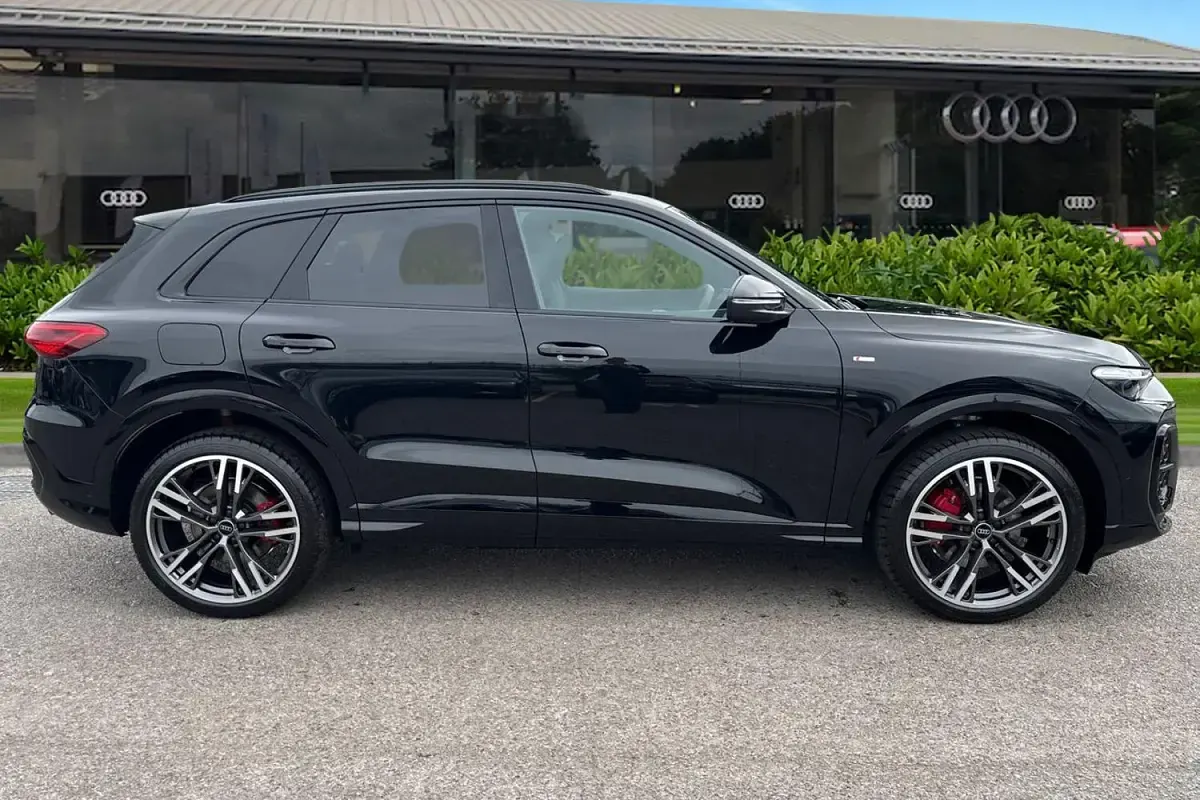 Used Audi Q5 Sport 204 HP (150 kW) 2026 Black SUV