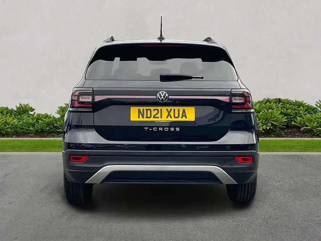 Usado VW T-Cross United 110 HP (80 kW) 2021 Preto SUV