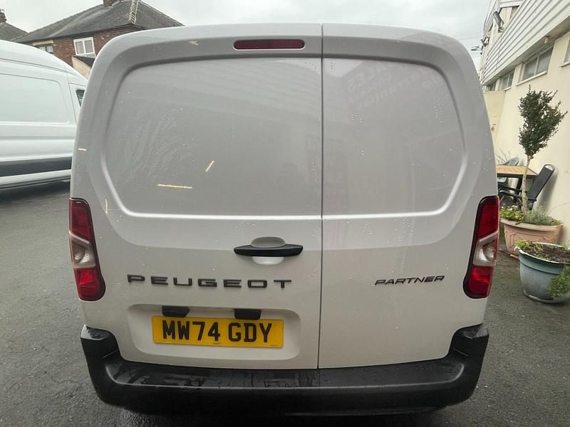 Used Peugeot Partner 2024 White MPV