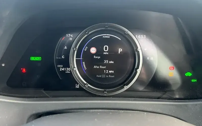 Used Lexus UX Sport Line 184 HP (135 kW) 2021 Blue SUV