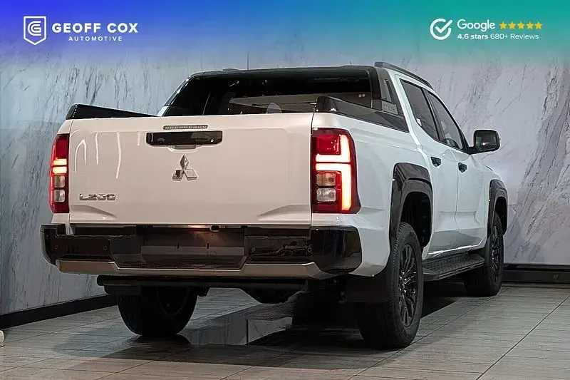 New Mitsubishi L200 2026 White diamond Pickup