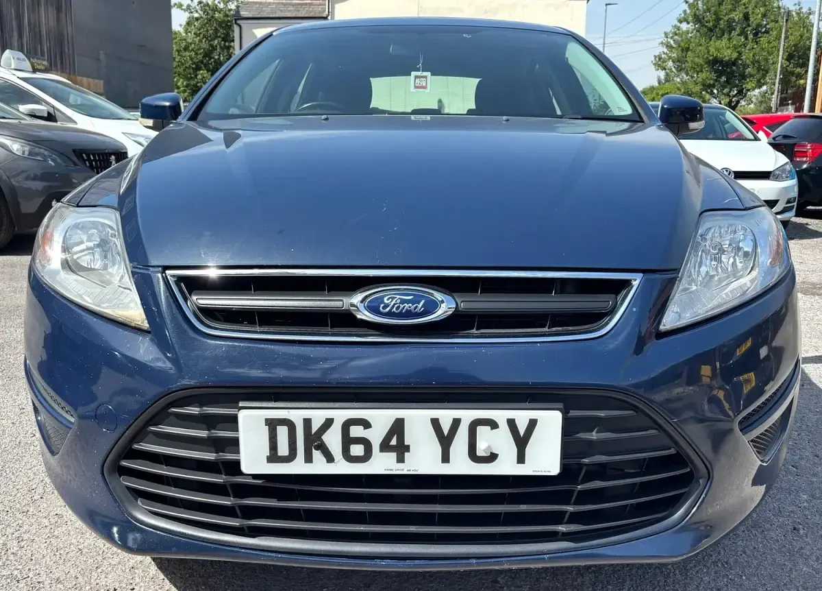 Used Ford Mondeo 180 HP (132 kW) 2014 Blue Hatchback