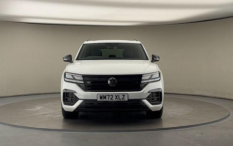 Used VW Touareg Black Edition 286 HP (210 kW) 2022 Pure white SUV