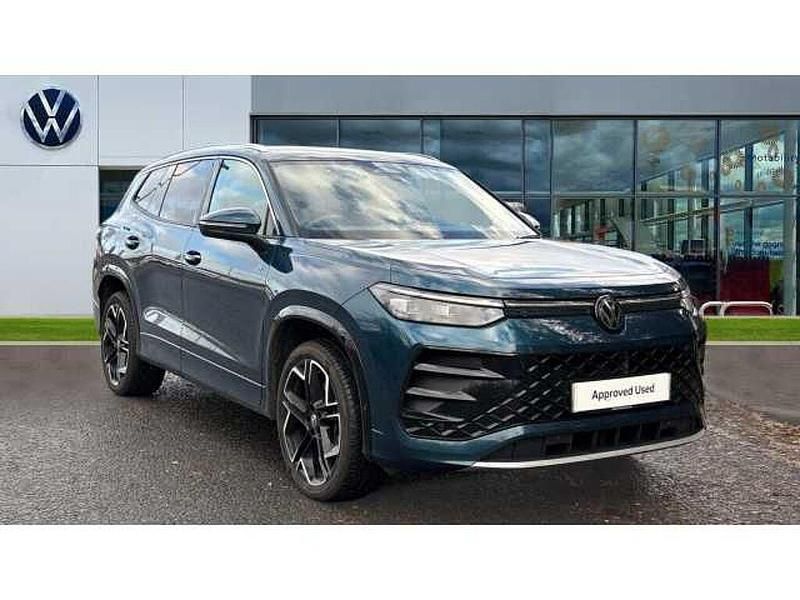 Used 2025 VW Tayron SUV | £39,310 - Image 1/4