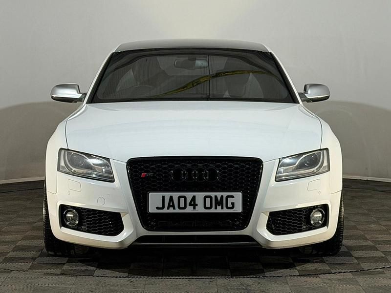 Used Audi A5 Comfort 480 HP (353 kW) 2010 White Coupe