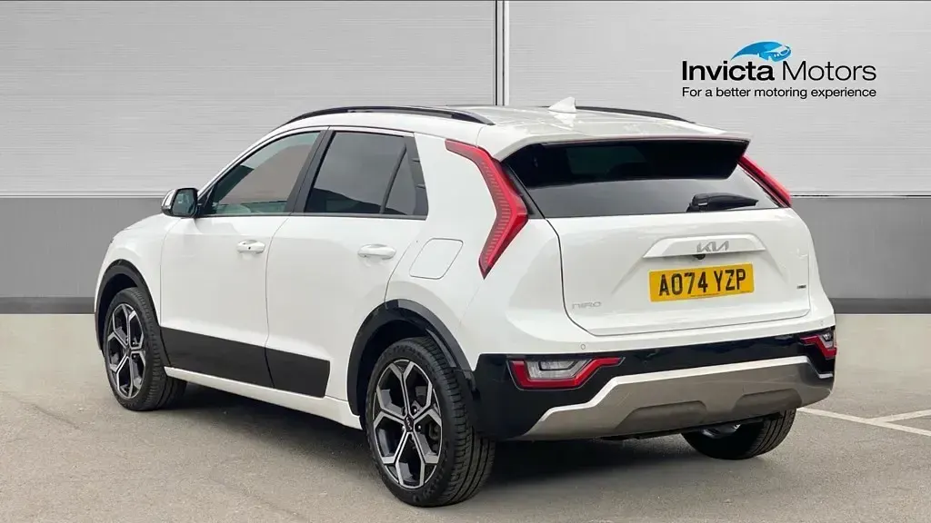 Used Kia Niro 127 HP (93 kW) 2024 White SUV