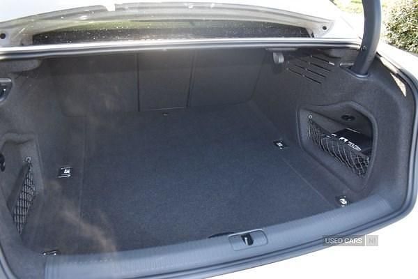 Used Audi A4 S-Line 150 HP (110 kW) 2023 White Sedan