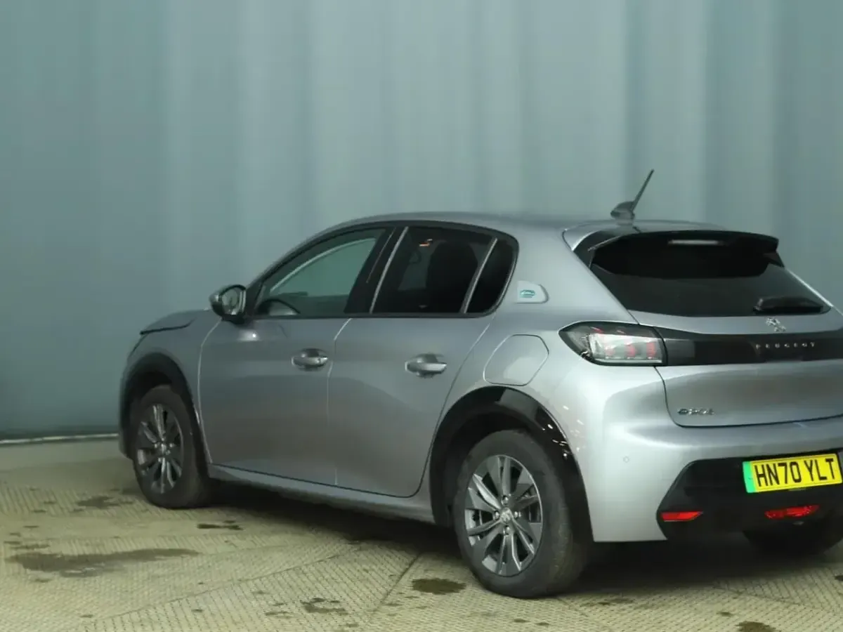 Used Peugeot e-208 Allure 100 kW (136 HP) 2021 Grey Hatchback