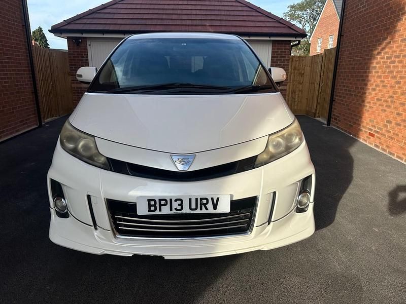 White Used 2022 Toyota Estima MPV | £6,450 (Fair price) - Image 1/4