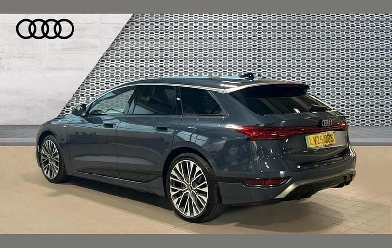 Usado Audi e-tron S-Line 210 kW (286 HP) 2025 Azul SUV