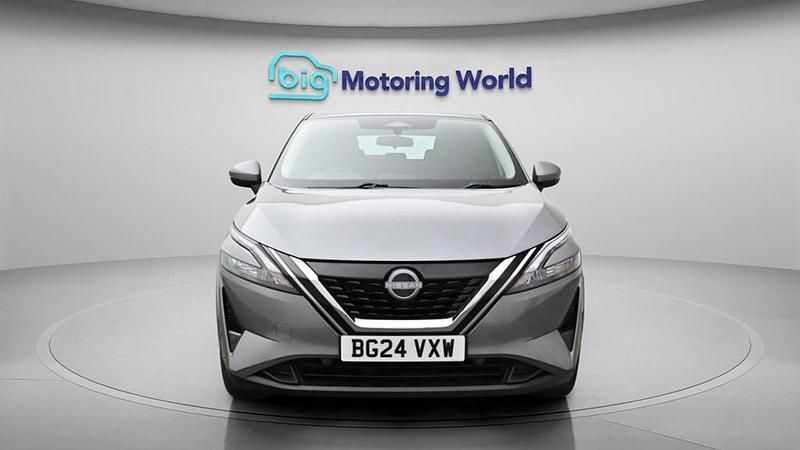 Used Nissan Qashqai Acenta Premium 190 HP (139 kW) 2024 Grey SUV