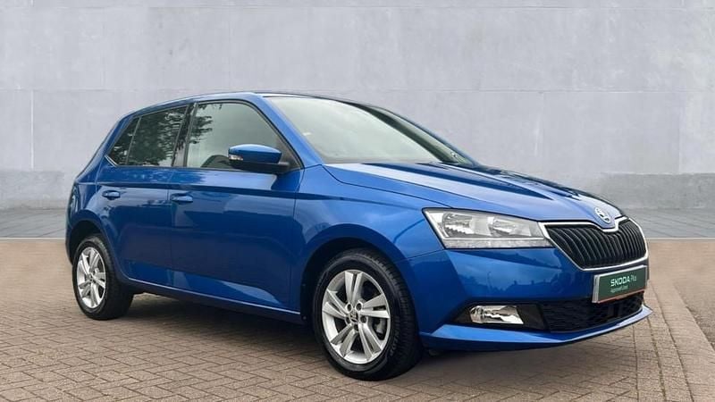 Race blue silver roof Used 2021 Skoda Fabia SE Hatchback | £12,390 (Fair price) - Image 1/4