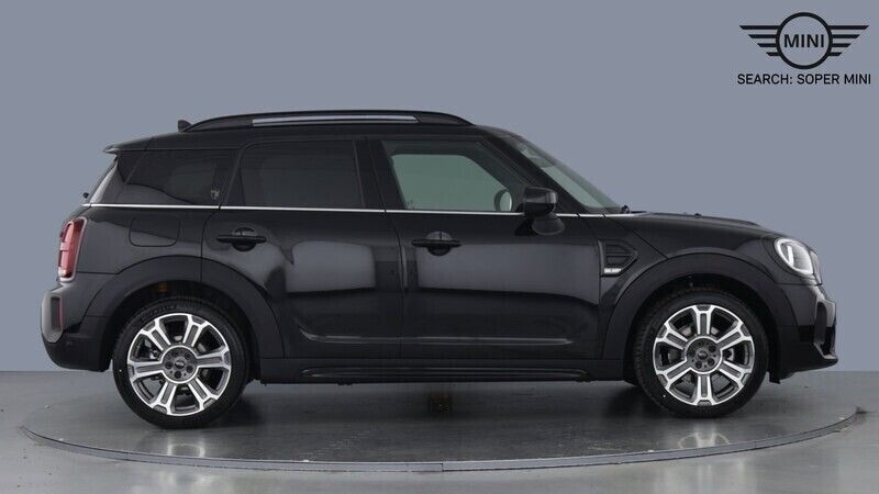 Used Mini Cooper Countryman Exclusive 134 HP (98 kW) 2023 Black SUV