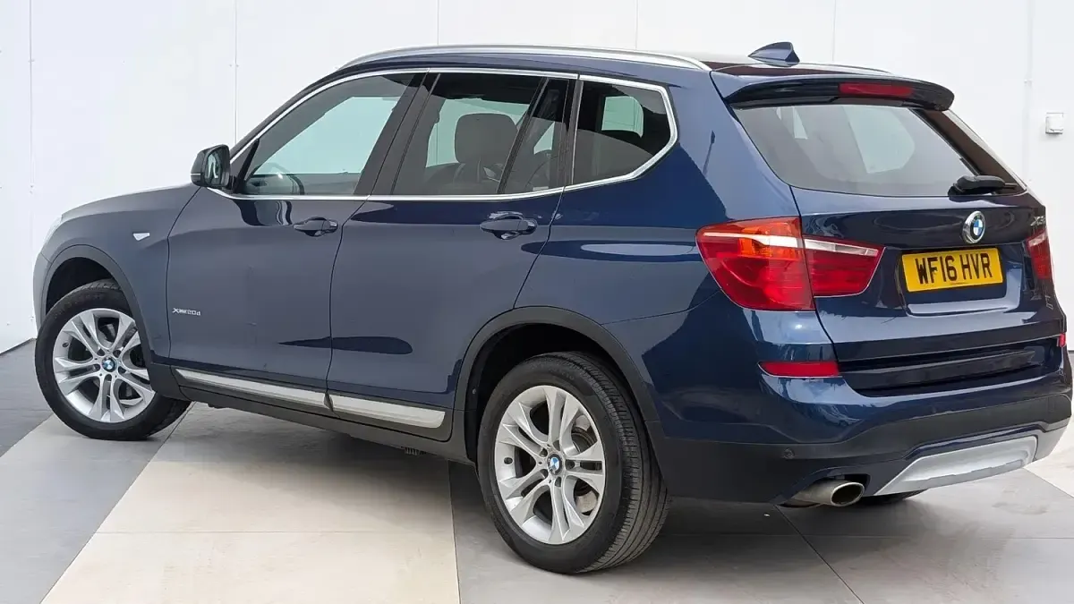 Begagnad BMW X3 xLine 190 HK (139 kW) 2016 Blå SUV