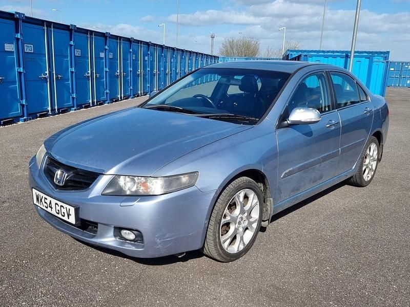 Used Honda Accord Executive 2004 Silver Sedan