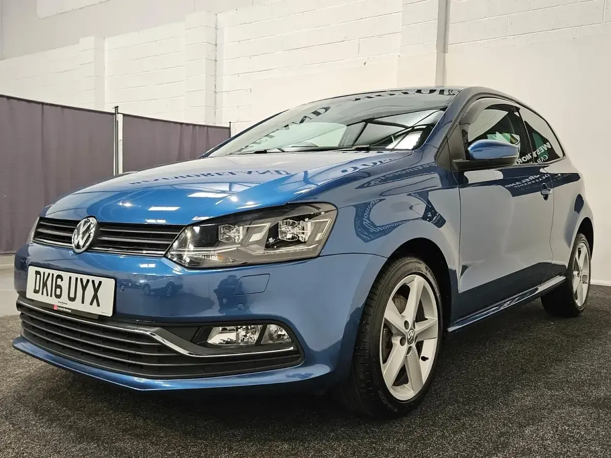 Used VW Polo SEL 110 HP (80 kW) 2016 Blue Hatchback