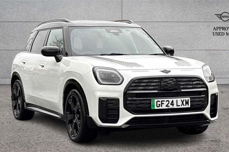 White Used 2024 Mini Countryman Sport SUV | £35,990 (Fair price) - Image 1/3