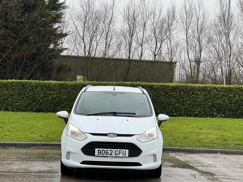 Used Ford B-MAX Zetec 2012 White MPV