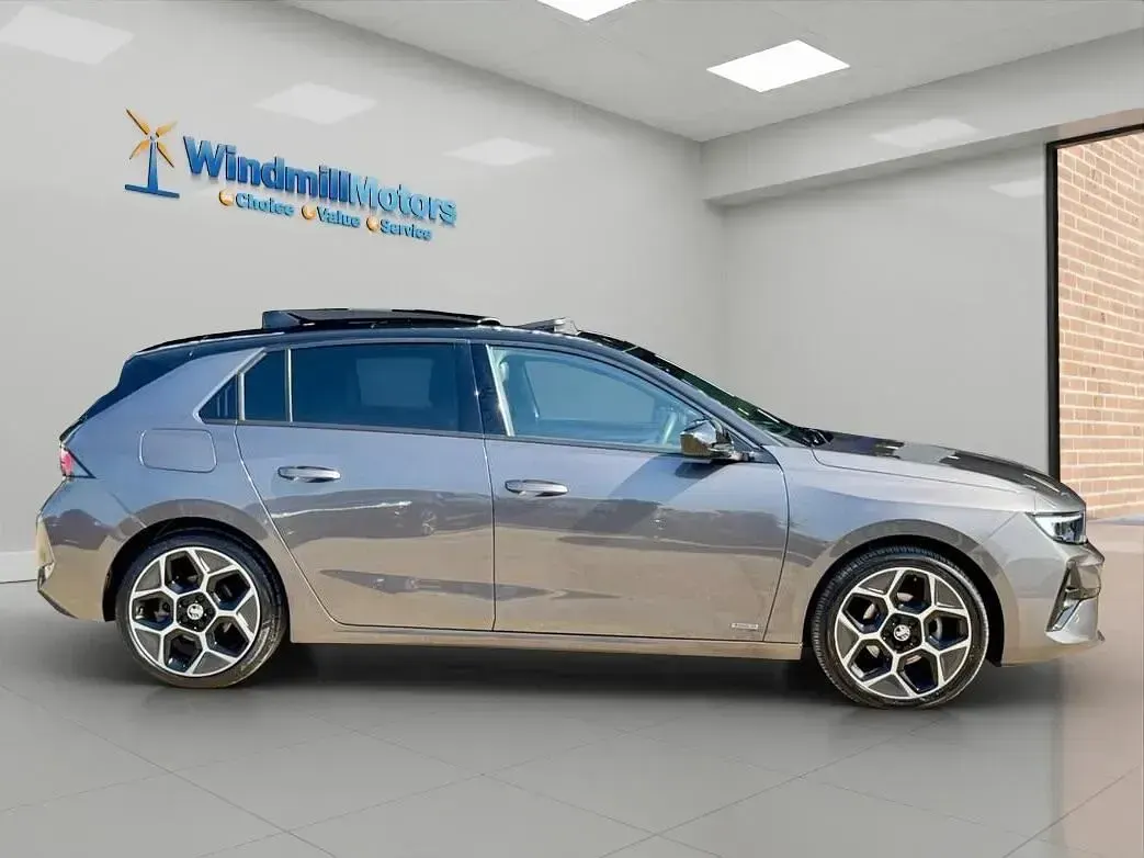 Gebraucht Vauxhall Astra Ultimate 130 PS (95 kW) 2022 Grau Kleinwagen