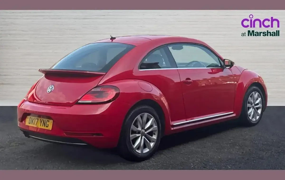Used VW Beetle Design 150 HP (110 kW) 2017 Red Hatchback