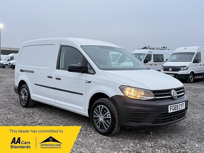 Used VW Caddy Maxi Startline 102 HP (75 kW) 2019 White MPV