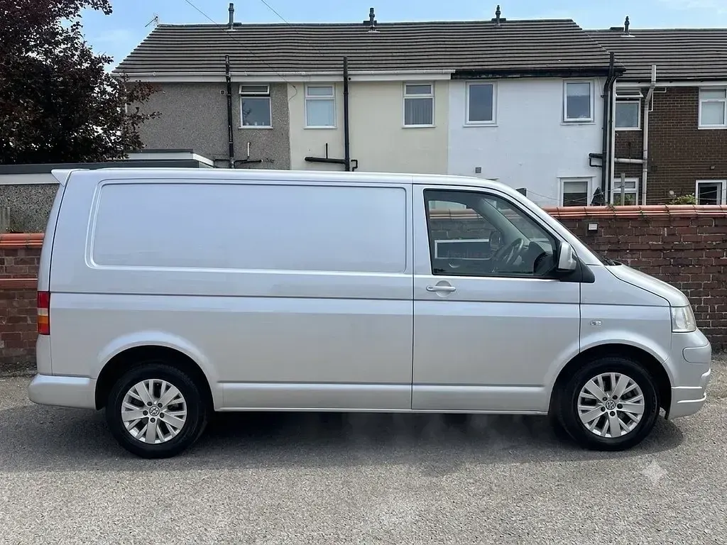 Used VW T5 Sportline 174 HP (127 kW) 2010 Silver Van