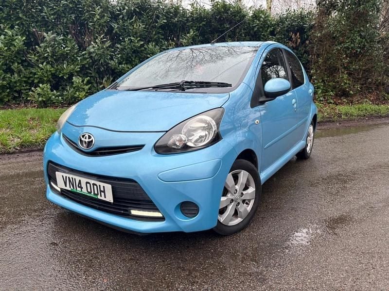 Used Toyota Aygo Style 2014 Blue Hatchback
