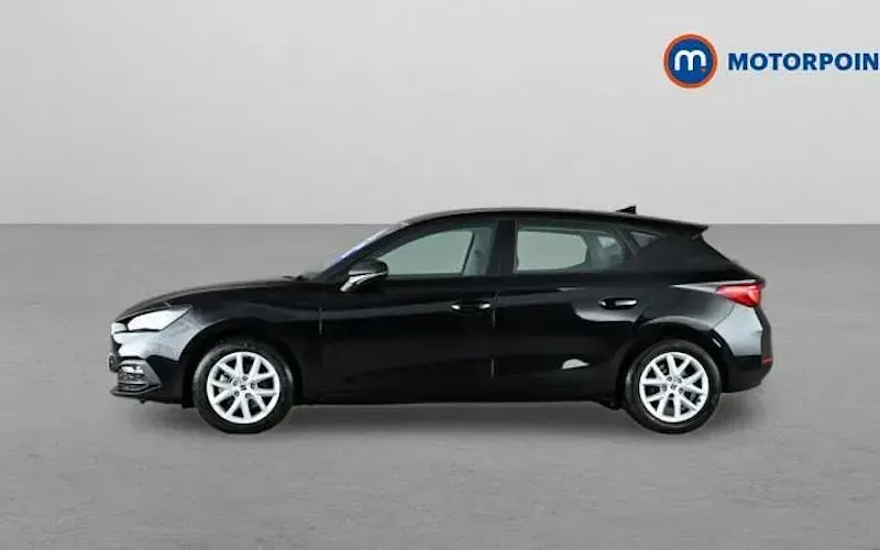 Used Seat Leon SE 150 HP (110 kW) 2023 Black Hatchback
