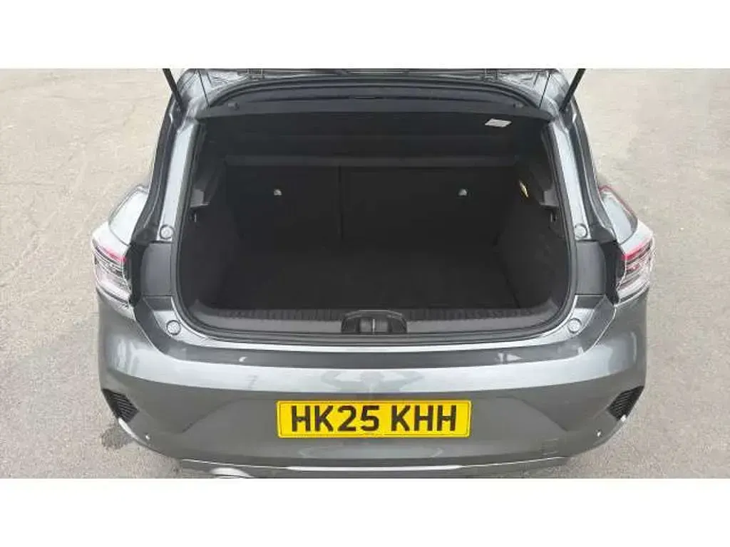 Used Renault Clio Esprit Alpine 90 HP (66 kW) 2025 Hatchback