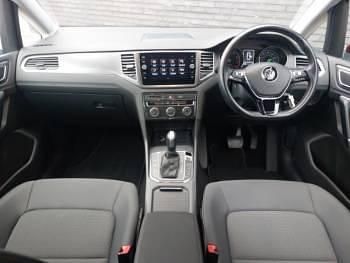 Used VW Golf VII Match 150 HP (110 kW) 2020 Red Hatchback