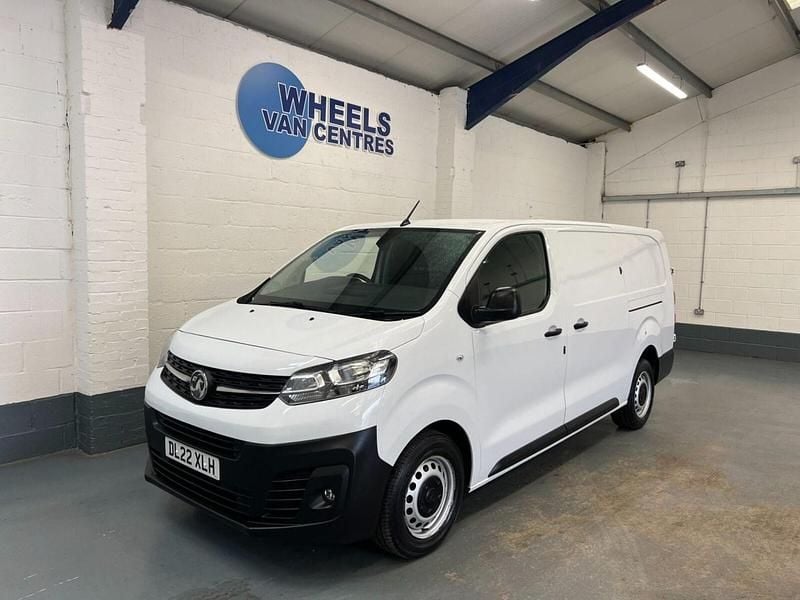 White Used 2022 Vauxhall Vivaro S Van | £13,790 (Good price) - Image 1/4