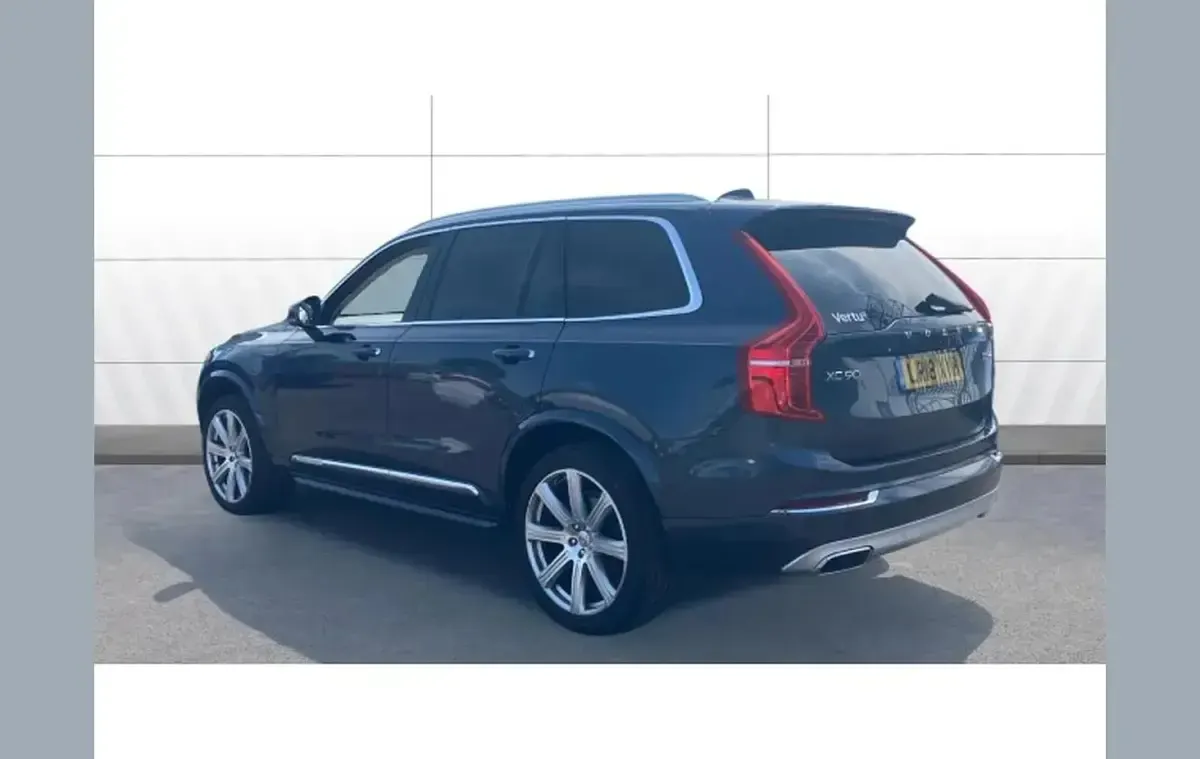 Begagnad Volvo XC90 Inscription 235 HK (172 kW) 2018 Blå SUV