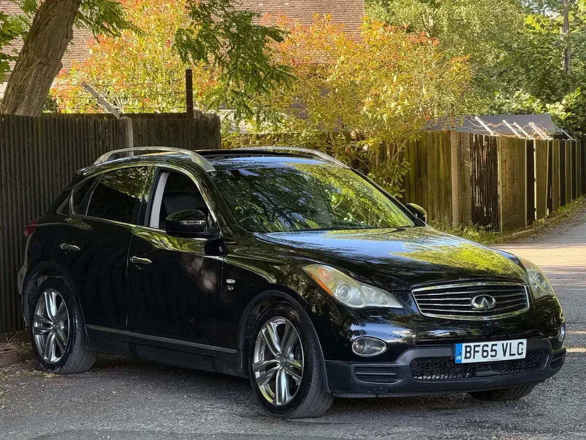 Used Infiniti QX50 Premium 238 HP (175 kW) 2015 Black SUV