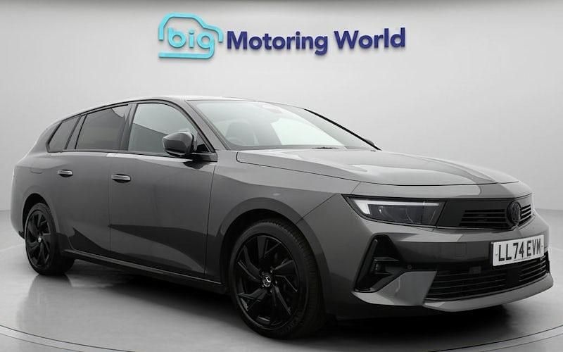 Second-hand Vauxhall Astra 131 CP (96 kW) 2026 Break