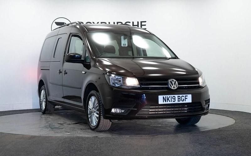 Purple Used 2019 VW Caddy Maxi MPV | £10,995 (Good price) - Image 1/4