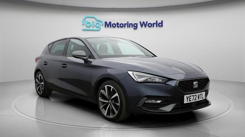 Used Seat Leon FR Sport 130 HP (95 kW) 2022 Grey Hatchback