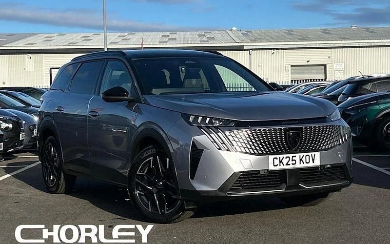 Used 2025 Peugeot 5008 GTi Estate | £28,982 (A bit pricey) - Image 1/4