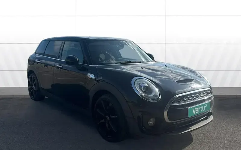 Begagnad Mini Cooper Clubman 192 HK (141 kW) 2018 Svart Kombi