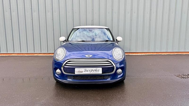 Begagnad Mini Cooper Hatch 2014 Blå Halvkombi