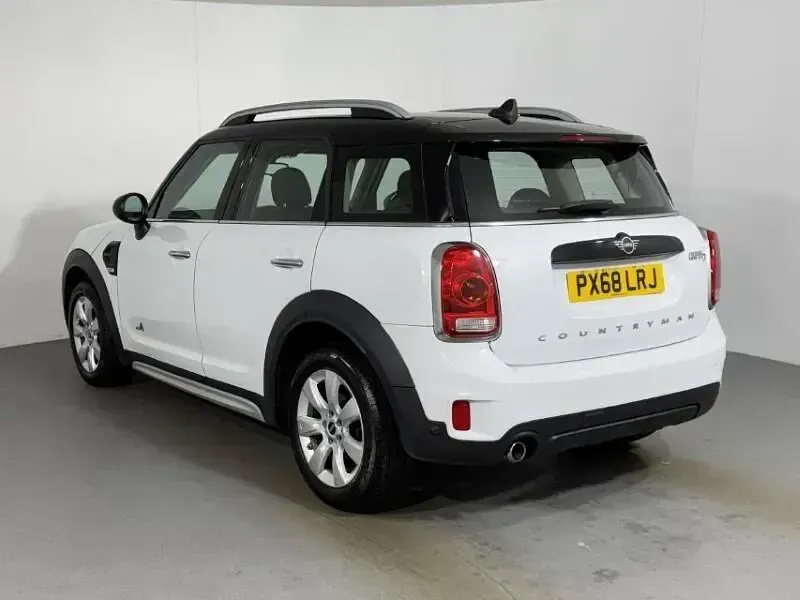 Used Mini Cooper D Countryman 148 HP (108 kW) 2018 White SUV