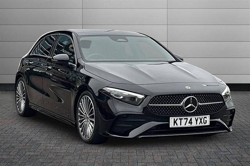 Used Mercedes A200 AMG Line Premium Plus 163 HP (119 kW) 2025 Black Hatchback