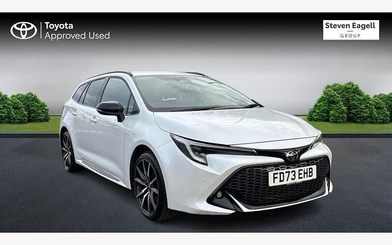 Used 2025 Toyota Corolla Sport Estate | £26,535 (Fair price) - Image 1/4
