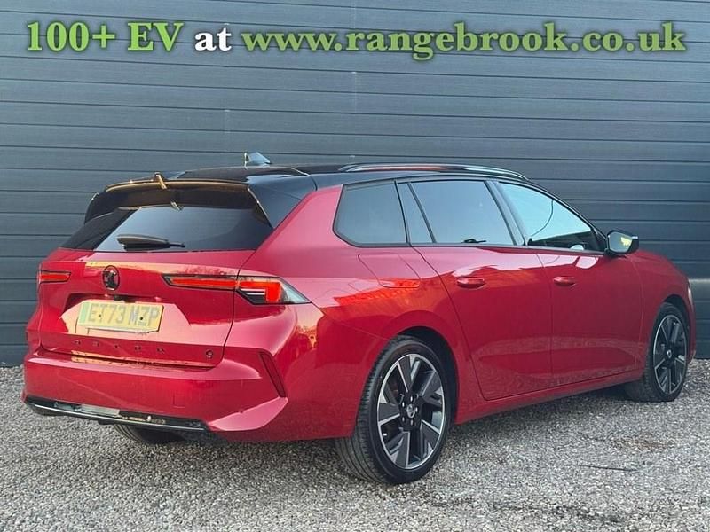 Used Vauxhall Astra Ultimate 114 kW (156 HP) 2024 Red Estate