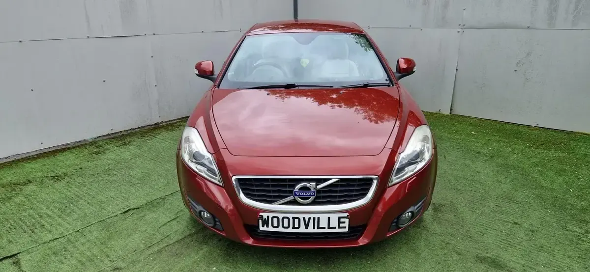Used Volvo C70 SE Lux 2010 Red Cabriolet