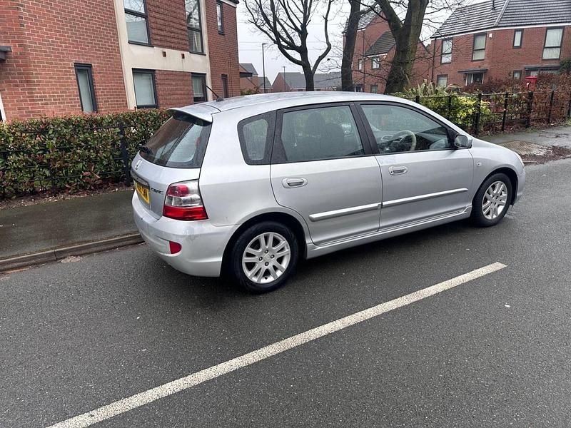 Used Honda Civic SE 2005 Silver Hatchback