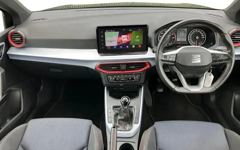 Używany Seat Arona FR 110 KM (80 kW) 2023 SUV