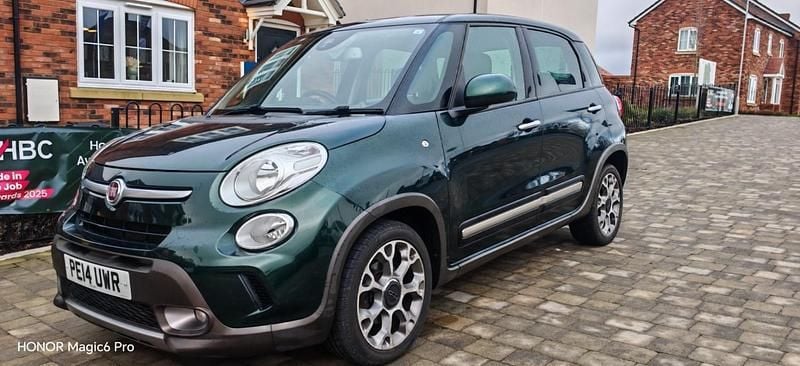 Used Fiat 500L Trekking 85 HP (62 kW) 2014 Green MPV