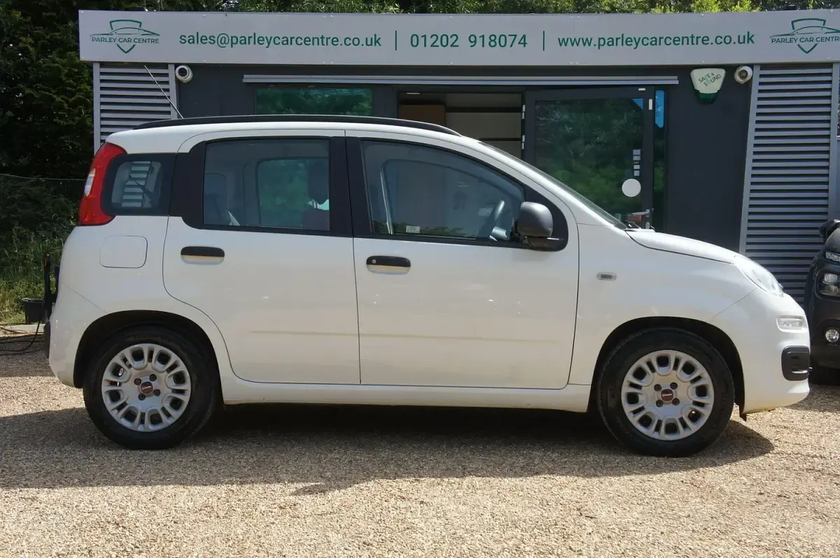 Used Fiat Panda Easy 69 HP (50 kW) 2014 White Hatchback