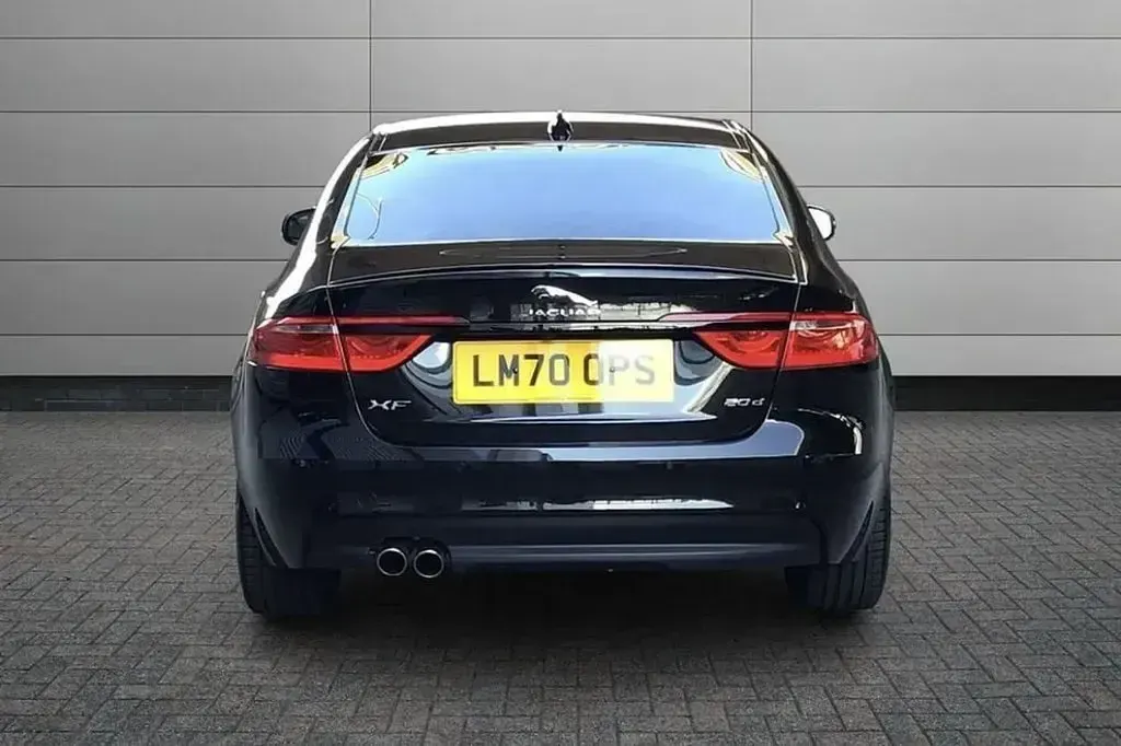 Used Jaguar XF Chequered Flag 180 HP (132 kW) 2020 Black Sedan
