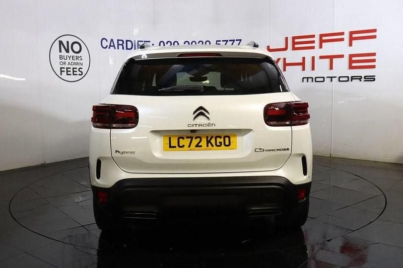 Used Citroën C5 Shine 2022 White Hatchback